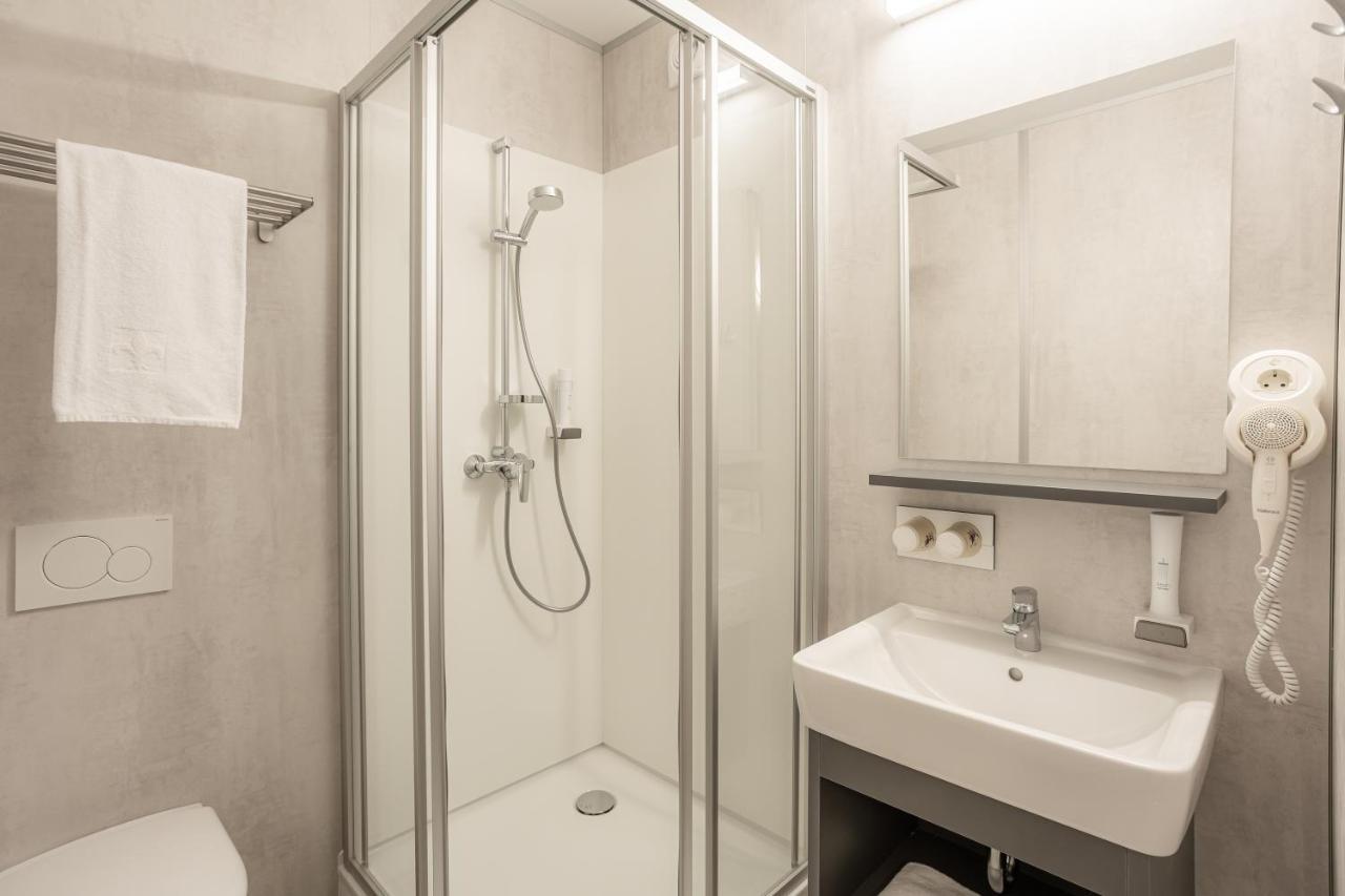 غموند Fairsleep Avia Motel Gmuend المظهر الخارجي الصورة