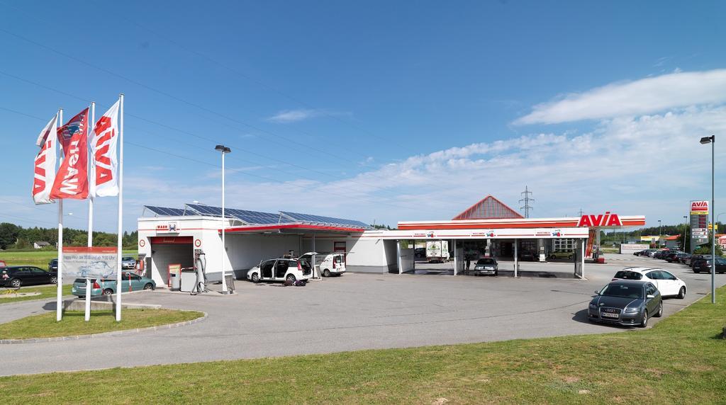 غموند Fairsleep Avia Motel Gmuend المظهر الخارجي الصورة